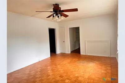 950 Field Street, San Marcos, TX 78666 - Photo 6