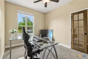 527 Pecan Forest, New Braunfels, TX 78130 - Photo 24