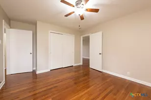 126 Bellaire St, Luling, TX 78648 - Photo 10