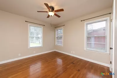 126 Bellaire Street, Luling, TX 78648 - Photo 14