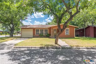126 Bellaire St, Luling, TX 78648 - Photo 1