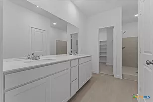 1233 Twisted Crk, New Braunfels, TX 78103 - Photo 22
