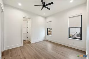 375 Iron Hill, New Braunfels, TX 78132 - Photo 20