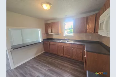 101 E Halstead Avenue, Copperas Cove, TX 76522 - Photo 6