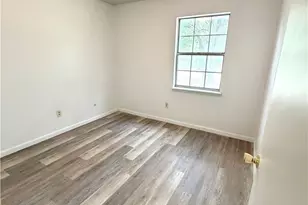 408 N Spring St, Lampasas, TX 76550 - Photo 26