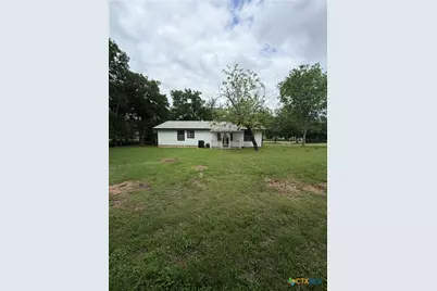 408 N Spring Street, Lampasas, TX 76550 - Photo 32
