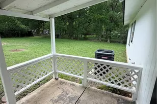 408 N Spring St, Lampasas, TX 76550 - Photo 30
