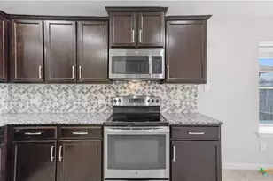 2238 Falcon Way, New Braunfels, TX 78130 - Photo 12