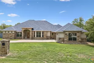 107 Oakview Dr, Floresville, TX 78114 - Photo 1