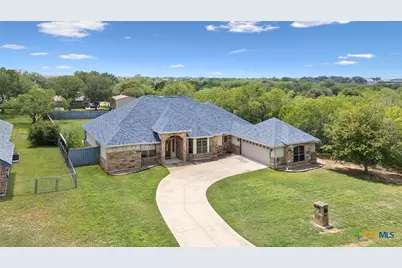 107 Oakview Drive, Floresville, TX 78114 - Photo 44