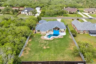 107 Oakview Dr, Floresville, TX 78114 - Photo 46