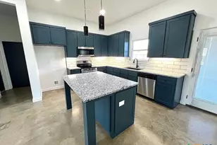 1205 Westview Dr, Gatesville, TX 76528 - Photo 4