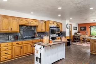 1045 Private Rd 7005, Lexington, TX 78947 - Photo 10