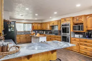 1045 Private Rd 7005, Lexington, TX 78947 - Photo 8
