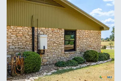 1045 Private Road 7005, Lexington, TX 78947 - Photo 30