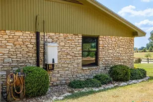 1045 Private Rd 7005, Lexington, TX 78947 - Photo 30