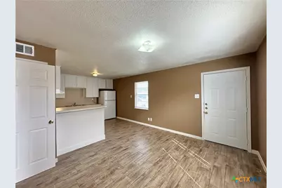 1807 N W S Young Drive, Killeen, TX 76543 - Photo 6