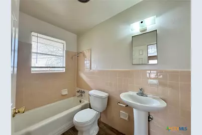 1807 N W S Young Drive, Killeen, TX 76543 - Photo 16