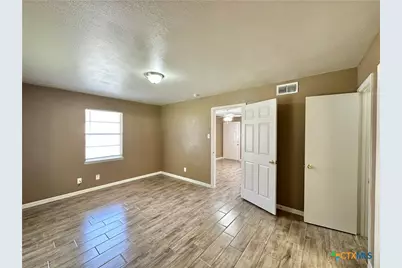 1807 N W S Young Drive, Killeen, TX 76543 - Photo 30
