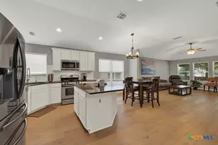 481 Bayou Bend, Buda, TX 78610 - Photo 6