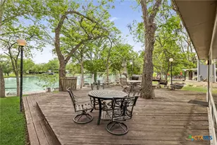 723 E Zipp Rd, New Braunfels, TX 78130 - Photo 10