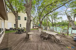 723 E Zipp Rd, New Braunfels, TX 78130 - Photo 18