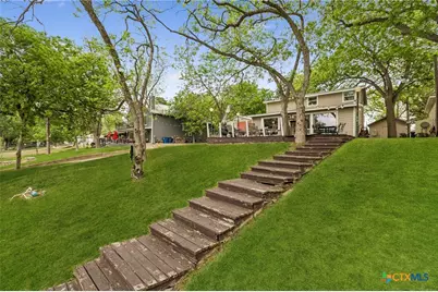 723 E Zipp Road, New Braunfels, TX 78130 - Photo 26