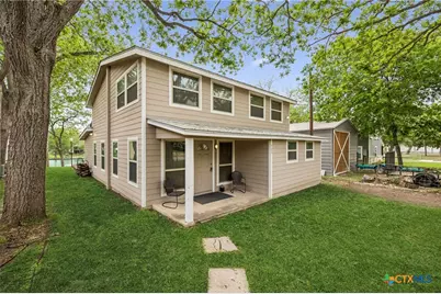 723 E Zipp Road, New Braunfels, TX 78130 - Photo 12
