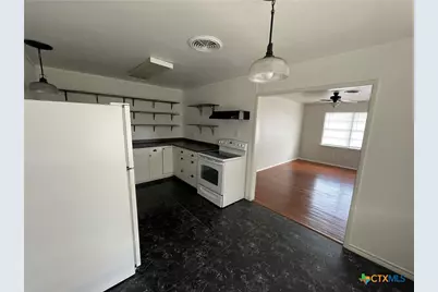 1005 Phil Avenue, Copperas Cove, TX 76522 - Photo 4