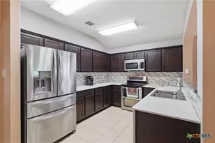 2414 Dove Crossing Dr, New Braunfels, TX 78130 - Photo 10