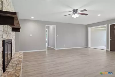 812 Chukar Drive, Victoria, TX 77905 - Photo 6