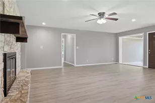 812 Chukar Dr, Victoria, TX 77905 - Photo 6