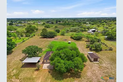 812 Chukar Drive, Victoria, TX 77905 - Photo 32