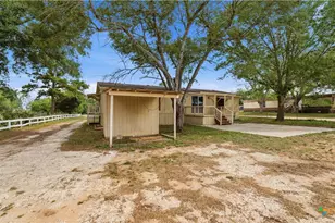 641 FM467, Seguin, TX 78155 - Photo 20