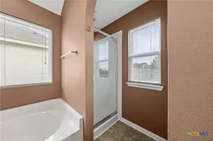 915 Neuberry Cliffe, Temple, TX 76502 - Photo 16
