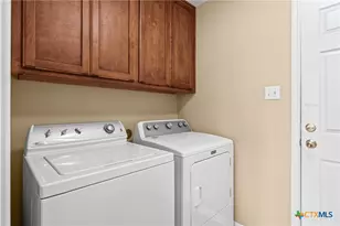 915 Neuberry Cliffe, Temple, TX 76502 - Photo 28