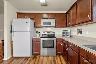 2032 Sabine Drive, Waco, TX 76708 - Photo 10