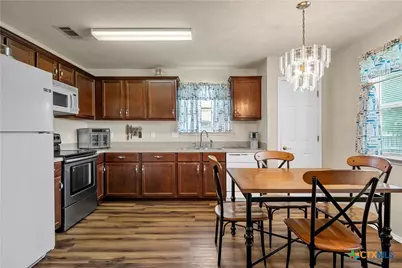 2032 Sabine Drive, Waco, TX 76708 - Photo 8