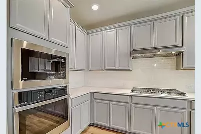 387 Borchers Boulevard, New Braunfels, TX 78132 - Photo 8
