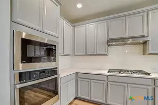 387 Borchers Blvd, New Braunfels, TX 78132 - Photo 8