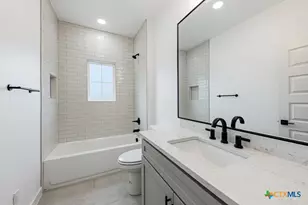 158 S Academy Ave, New Braunfels, TX 78130 - Photo 28