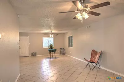 410 Suzie Street, Killeen, TX 76542 - Photo 6