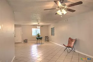 410 Suzie St, Killeen, TX 76542 - Photo 6