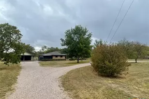 17941 Old 81, Troy, TX 76579 - Photo 2