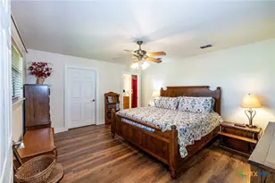 6589 State Hwy 304, Harwood, TX 78632 - Photo 12