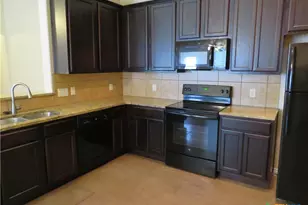 734 Saengerhalle Rd, New Braunfels, TX 78130 - Photo 4