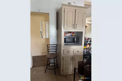 263 County Road 7812, Natalia, TX 78059 - Photo 6