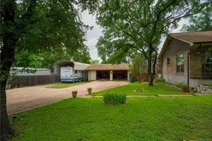 332 Panorama, Buchanan Dam, TX 78609 - Photo 4
