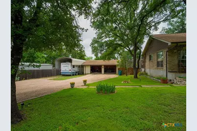 332 Panorama, Buchanan Dam, TX 78609 - Photo 4