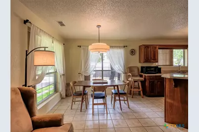 332 Panorama, Buchanan Dam, TX 78609 - Photo 10
